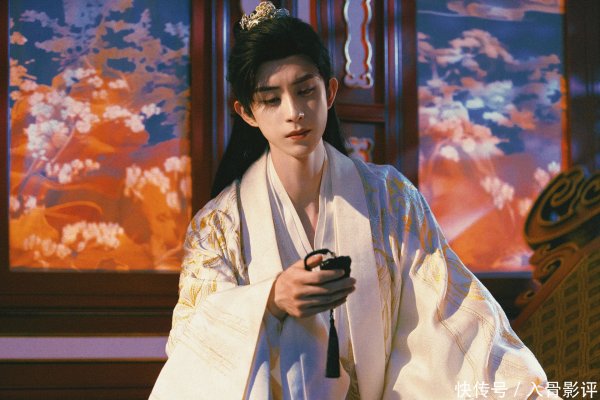 華鑫證券 《朝雪录》：一见钟情具象化了，李兰迪、敖瑞鹏合作，甜出新高度